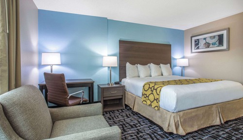 Studio Suite, 1 King Bed, Non Smoking