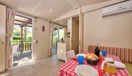 Superior Mobile Home (4 Adults + 1 Child)