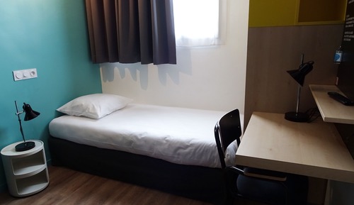 Economy Single Room