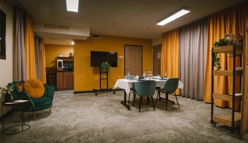 Budget Room (no daylight)