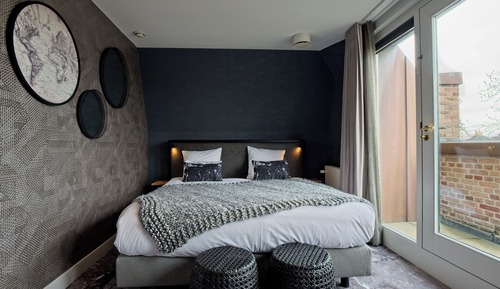 Castle Suite