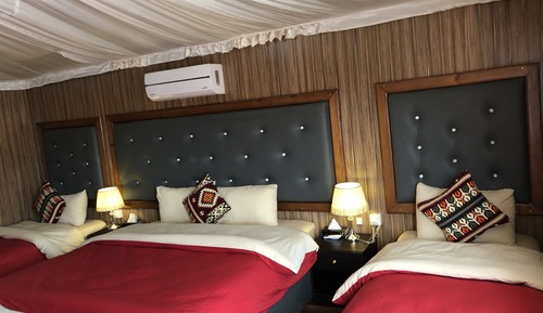 Deluxe Quadruple Room