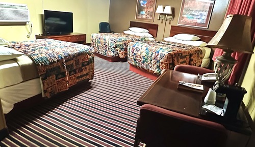 Triple Room, Multiple Beds, Non Smoking