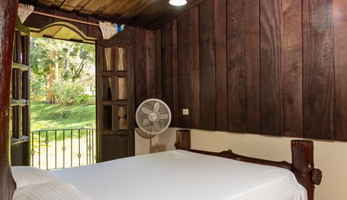 Classic Quadruple Room