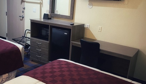 Double Room, 2 Double Beds, Non Smoking, Refrigerator & Microwave