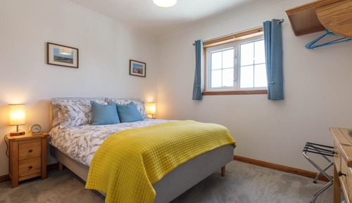 Basic Double Room, Ensuite (Room 2)