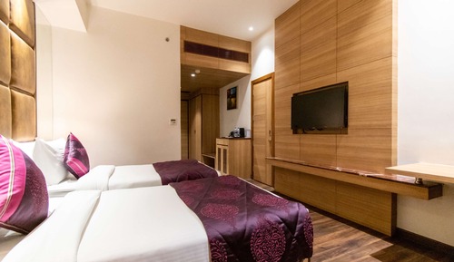 Superior Room, 2 Twin Beds, Non Smoking