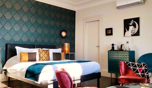 Superior Double Room, Private Bathroom, Canal View (Chambre 5)