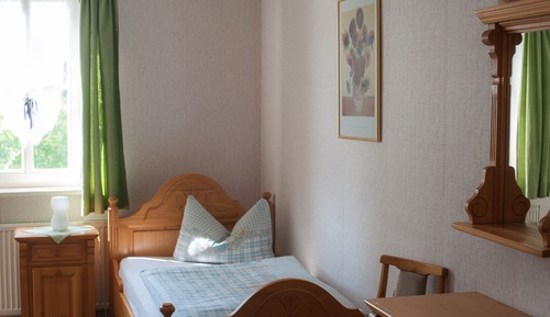 Classic Single Room