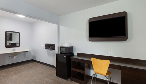 Standard Room, 2 Queen Beds, Non Smoking, Refrigerator & Microwave