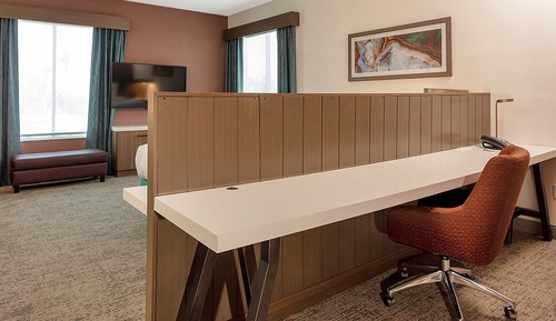 Deluxe Room, 1 King Bed, Accessible (Roll-In Shower)