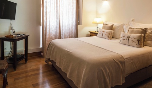 Family Studio Suite (Monsanto)