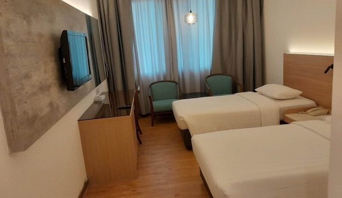 Superior Twin Room (New Renovated 2 Twin Size Bed)