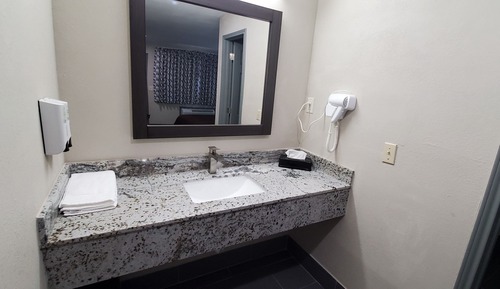 Standard Single Room, 1 King Bed