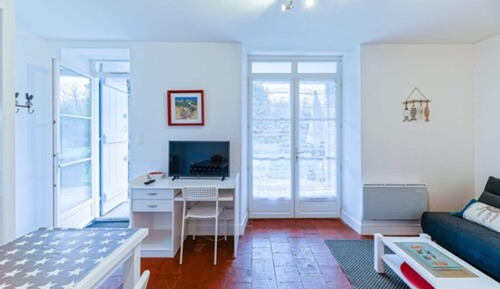 Deluxe Studio (Coquelicot)