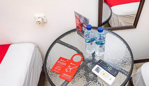 Family Room (RedDoorz)