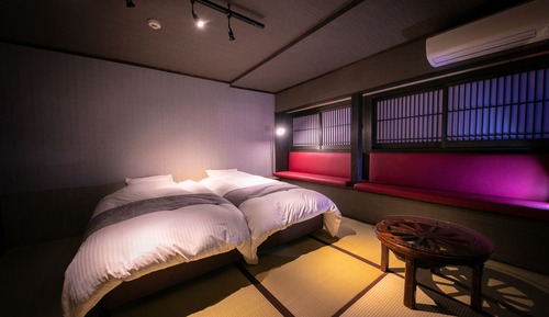 Superior Hollywood Twin,Simmons bed-Seki-aji,Seki-saba Sashimi/Bungo BeefSteak/Onsen Steamed Cuisine