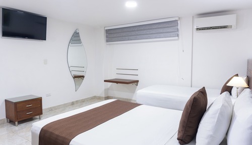 Standard Twin Room