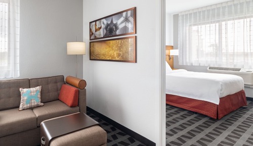 Suite, 1 Queen Bed with Sofa bed, Non Smoking