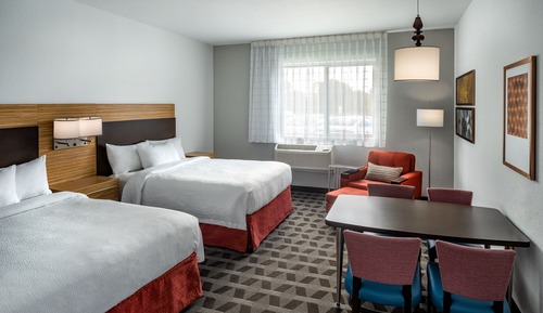 Studio, 2 Queen Beds (Hearing Accessible)
