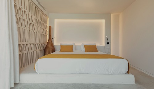 Standard Double Room (Dreamer)