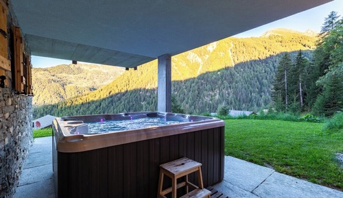 Chalet (5 Bedrooms)