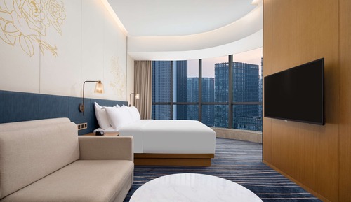 Premium Room, 1 King Bed