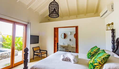Superior Bungalow