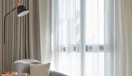 Deluxe Room, 1 King Bed, Partial Sea View