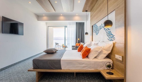 Deluxe Room, Balcony, Sea View (for 4)