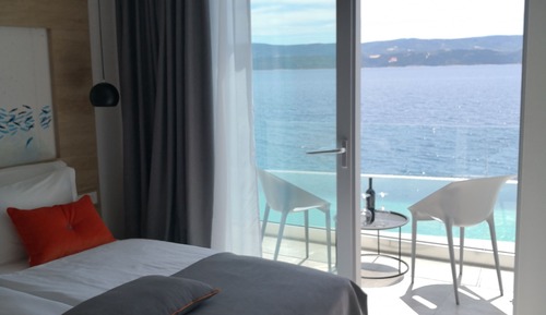 Superior Room, Pool Access, Sea View