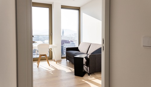 Business Premium Apartment 11.4