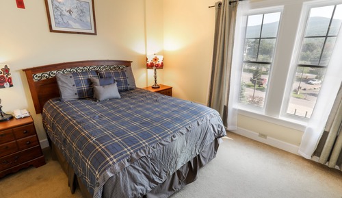 Condo, 3 Bedrooms (Pinnacle)
