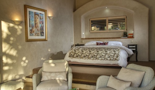 Luxury Suite