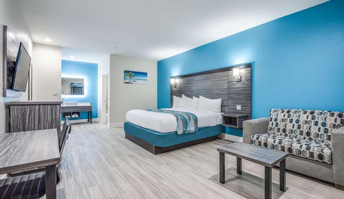 Room, 1 King Bed, Smoking