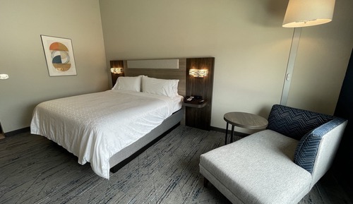 Standard Room, 1 King Bed, Accessible, Non Smoking (Communications Accessible)