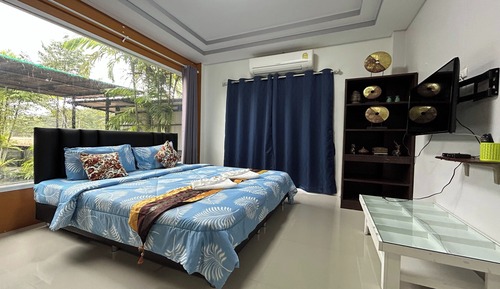 1 Bedroom with Garden View
