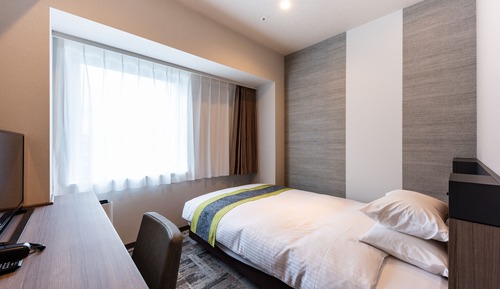 Single Room, Non Smoking (Shower Booth only)