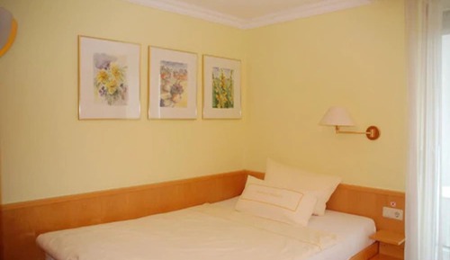 Classic Single Room