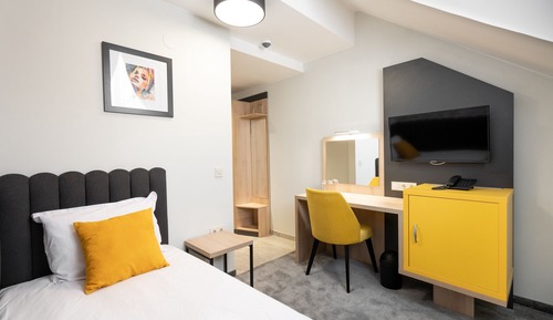 Business Single Room
