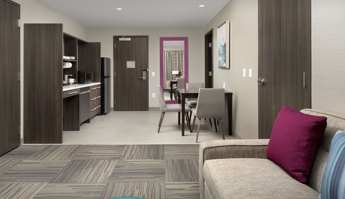Suite, 1 King Bed, Accessible (Mobility & Hearing, Roll-in Shower)
