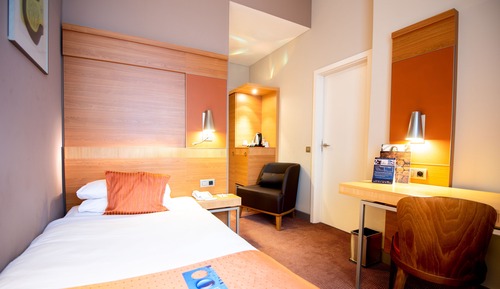 Standard Room, 1 Double Bed