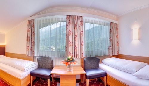 Comfort Quadruple Room