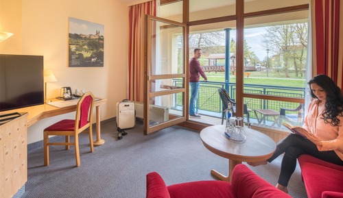 Superior Suite, 1 Double Bed, Balcony, Garden View