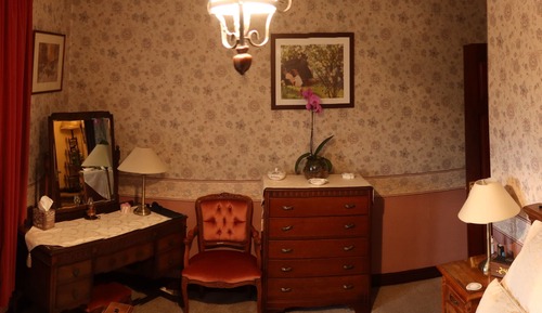 Classic Double Room, Private Bathroom (King Size Bed)