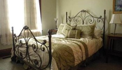 The Gardenia Room (1st floor)