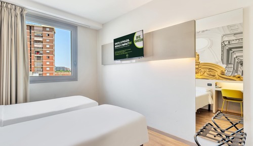 Handicapped Double Non-Smoking Room