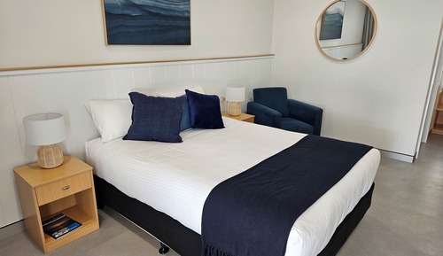 Deluxe Room, 1 Queen Bed