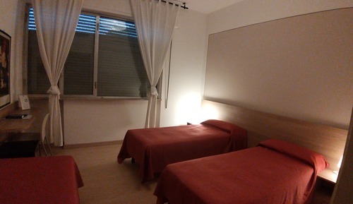 Economy Triple Room