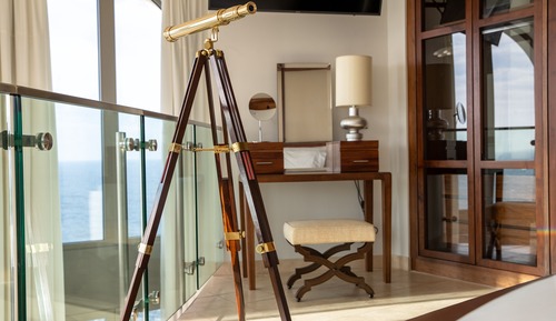 Suite, Terrace (Lighthouse)